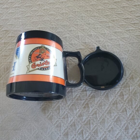 80's Baltimore Orioles Busch Beer Plastic Mug w/ lid World Series 1983 Champion - Picture 1 of 7